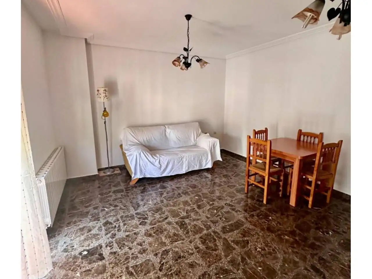 Sala d'estar de Apartament en venda en Albacete amb Calefacció, Traster i Balcó