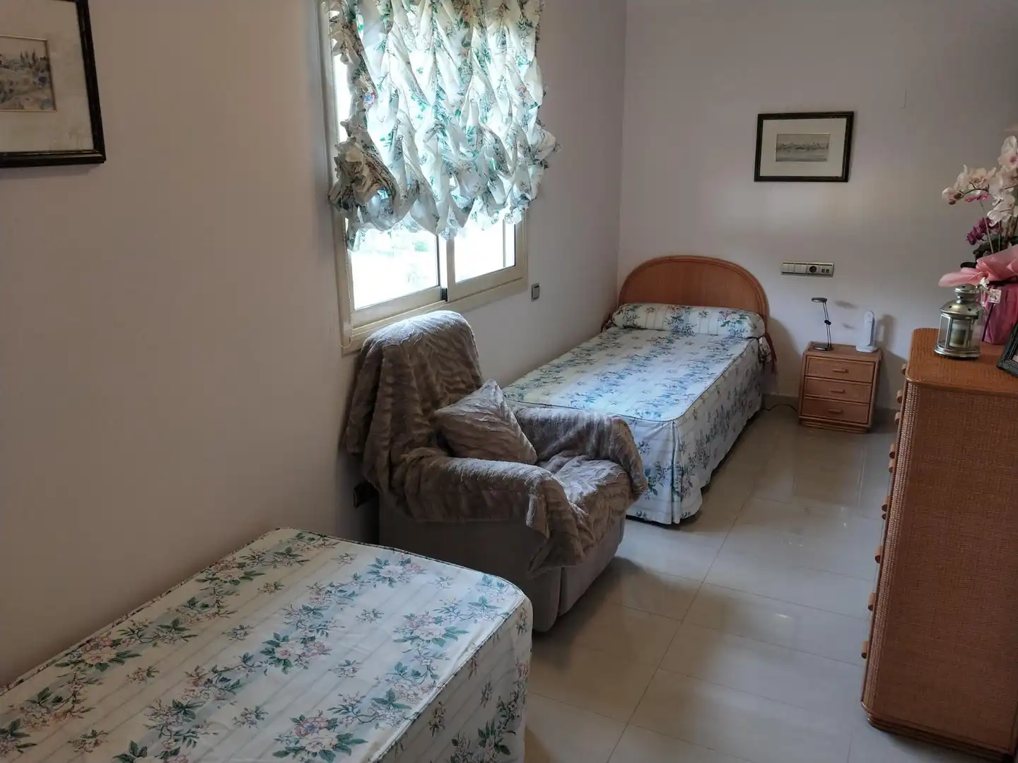 Schlafzimmer von Haus oder Chalet zum Verkauf in Cunit mit Klimaanlage, Heizung und Privatgarten