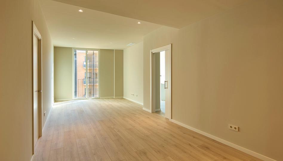 Foto 1 de Pis de lloguer a Carrer de València, 595, El Camp de l'Arpa del Clot, Barcelona