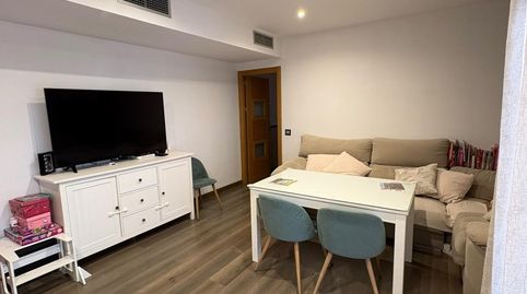 Piso reformado de 3 dormitorios, exterior y con ascensor en El Naranjo  180.000, imatge 2