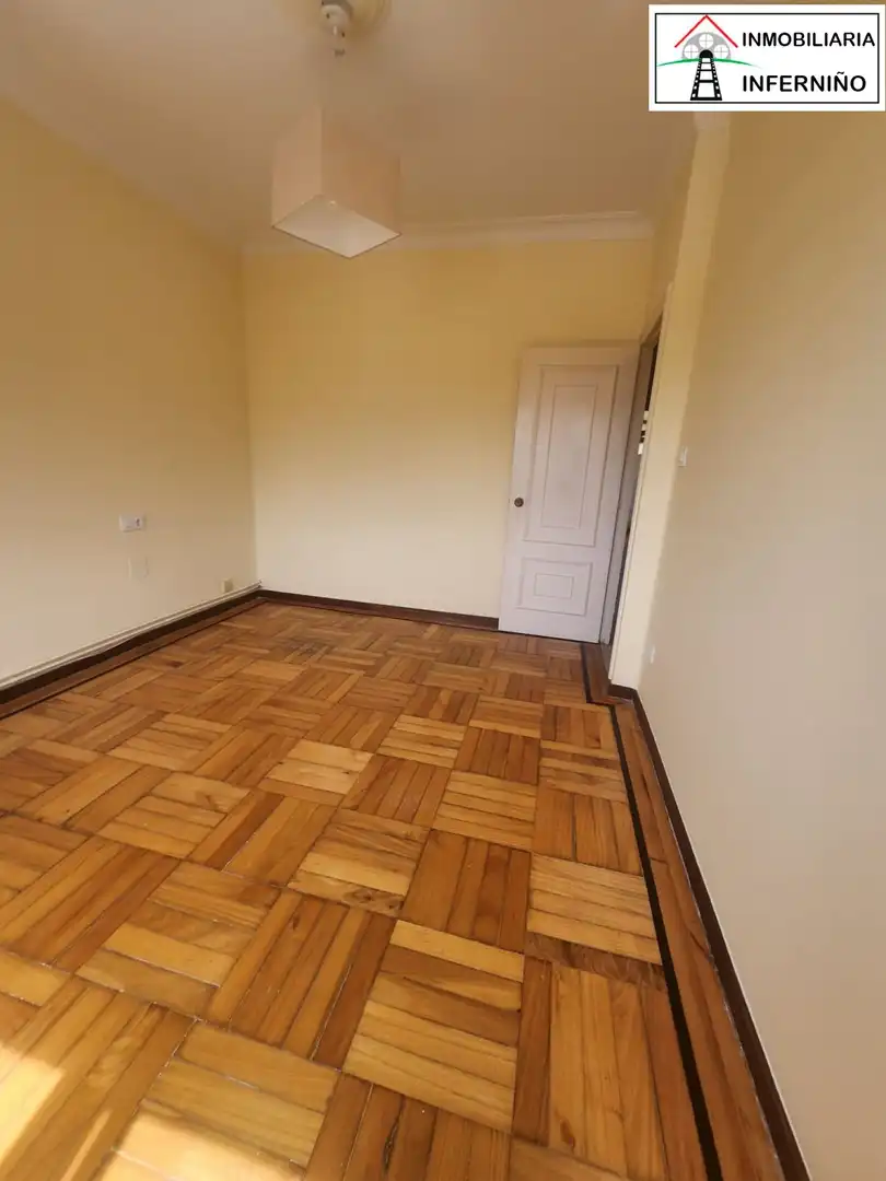 Habitación de Piso en venta en Narón con Terraza