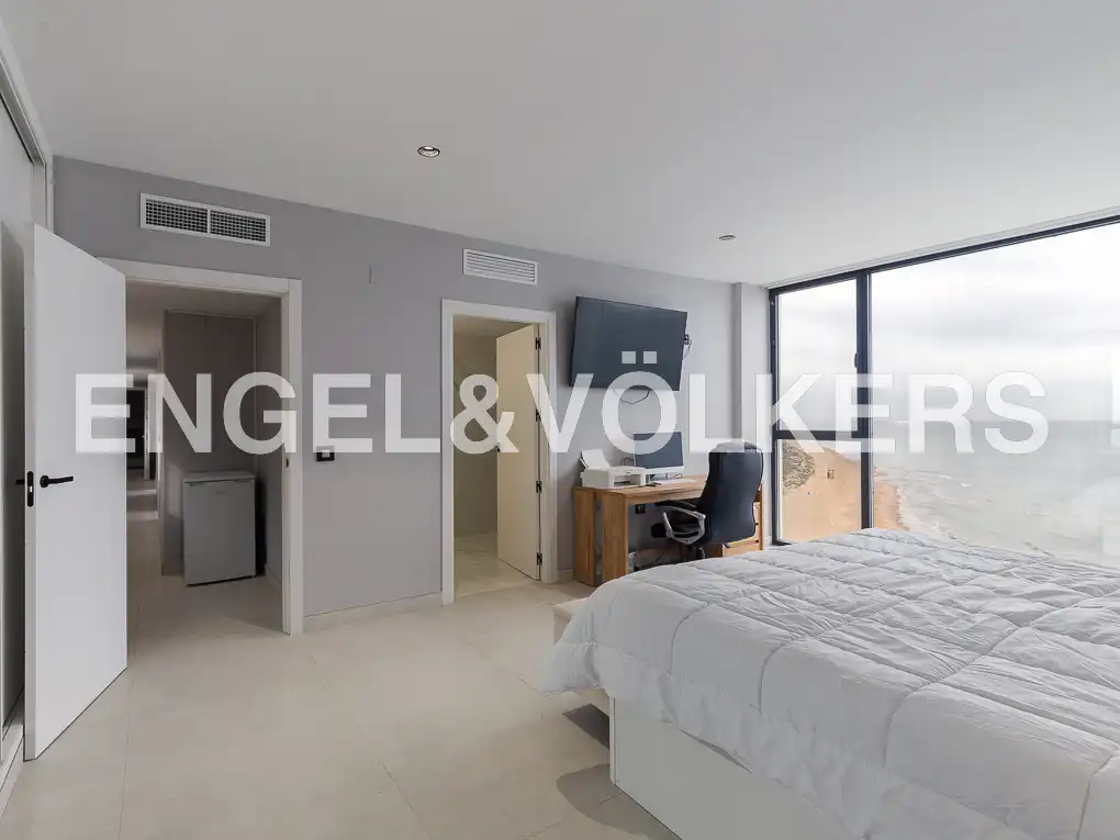 Habitación de Casa o chalet en venta en Cullera con Aire acondicionado, Calefacción y Jardín privado
