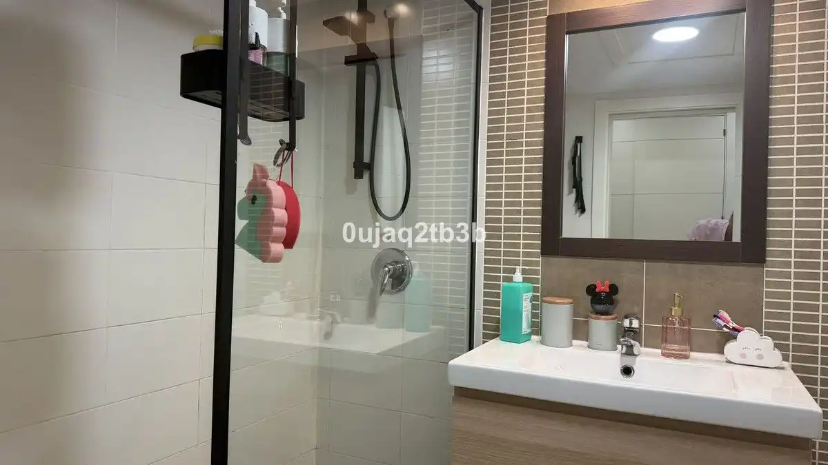 Apartamento con piscina en venta en Benahavís pueblo, imagen 12