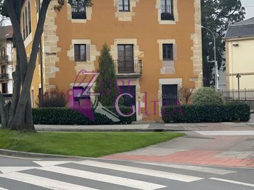 Locale commerciale in affitto a Durango