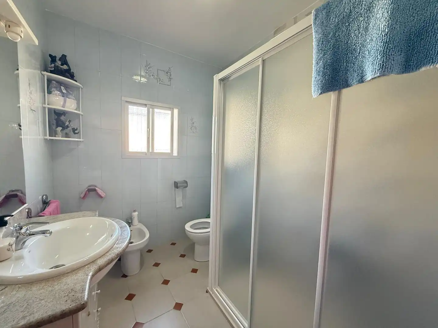 Badezimmer von Wohnung zum Verkauf in Villanueva de Algaidas mit Klimaanlage, Heizung und Terrasse