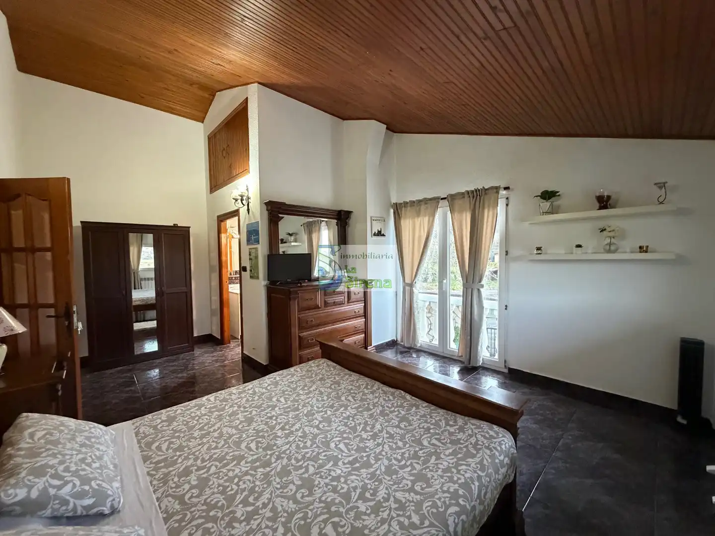 Habitación de Casa o chalet en venta en Castro-Urdiales con Calefacción, Jardín privado y Terraza