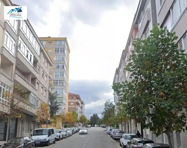 Vista exterior de Piso en venta en Ourense Capital 