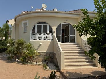 Casa con piscina en venta en Ciudad Quesada