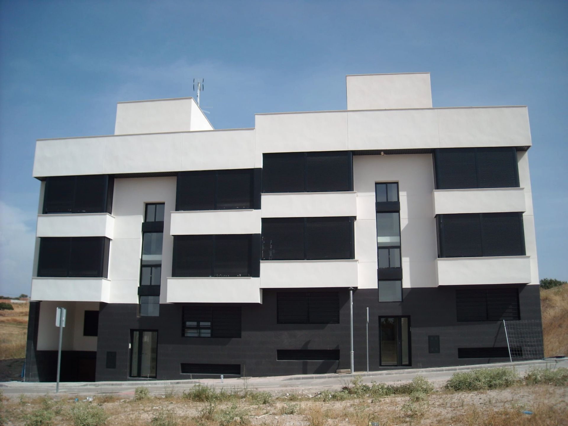 Exterior view of Garage for rent in Mengíbar