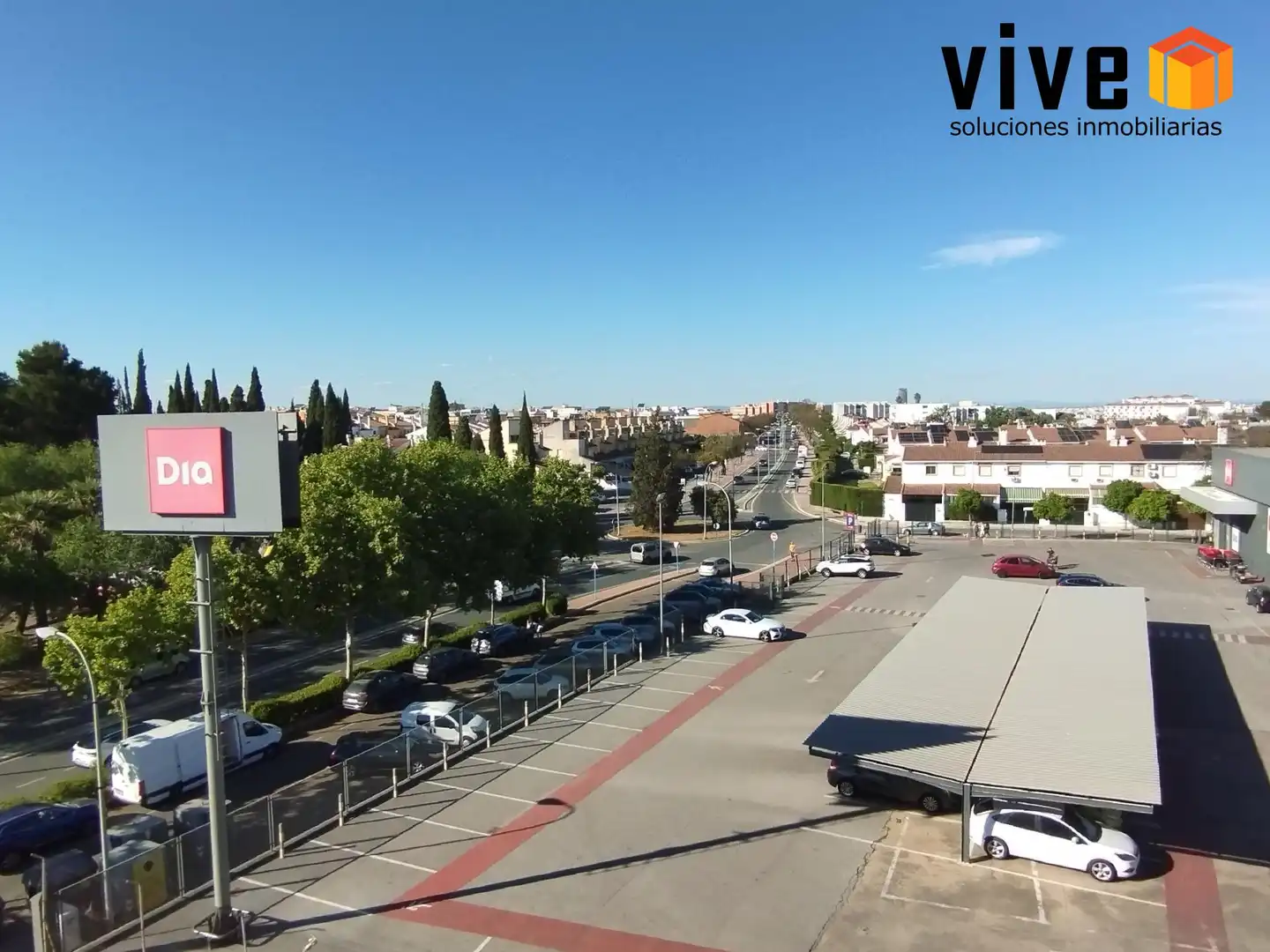 Vista exterior de Piso en venta en Mairena del Aljarafe con Aire acondicionado y Balcón