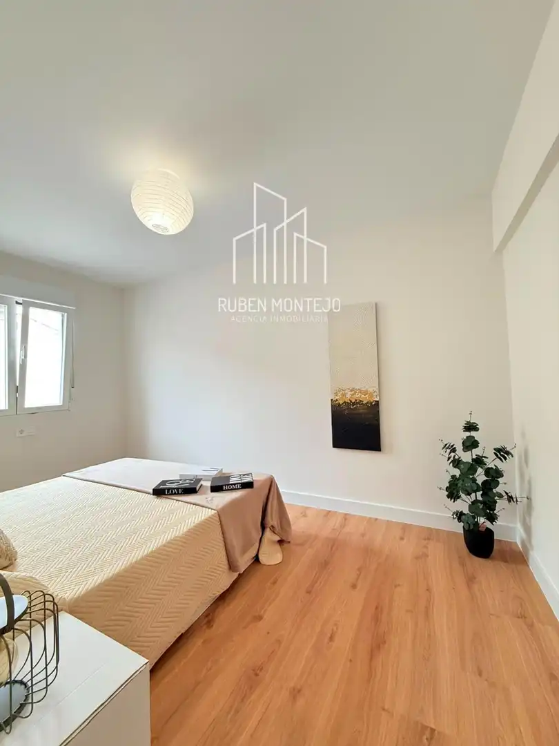 Vista exterior de Piso en venta en Salamanca con Calefacción, Terraza y Balcón