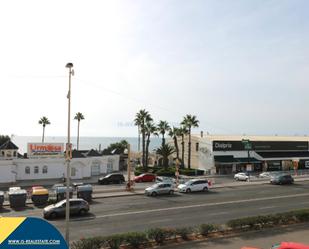 Vista exterior de Àtic en venda en Torrevieja amb Aire condicionat, Calefacció i Terrassa