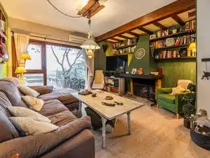 Sala d'estar de Casa o xalet en venda en Galapagar amb Aire condicionat, Calefacció i Jardí privat