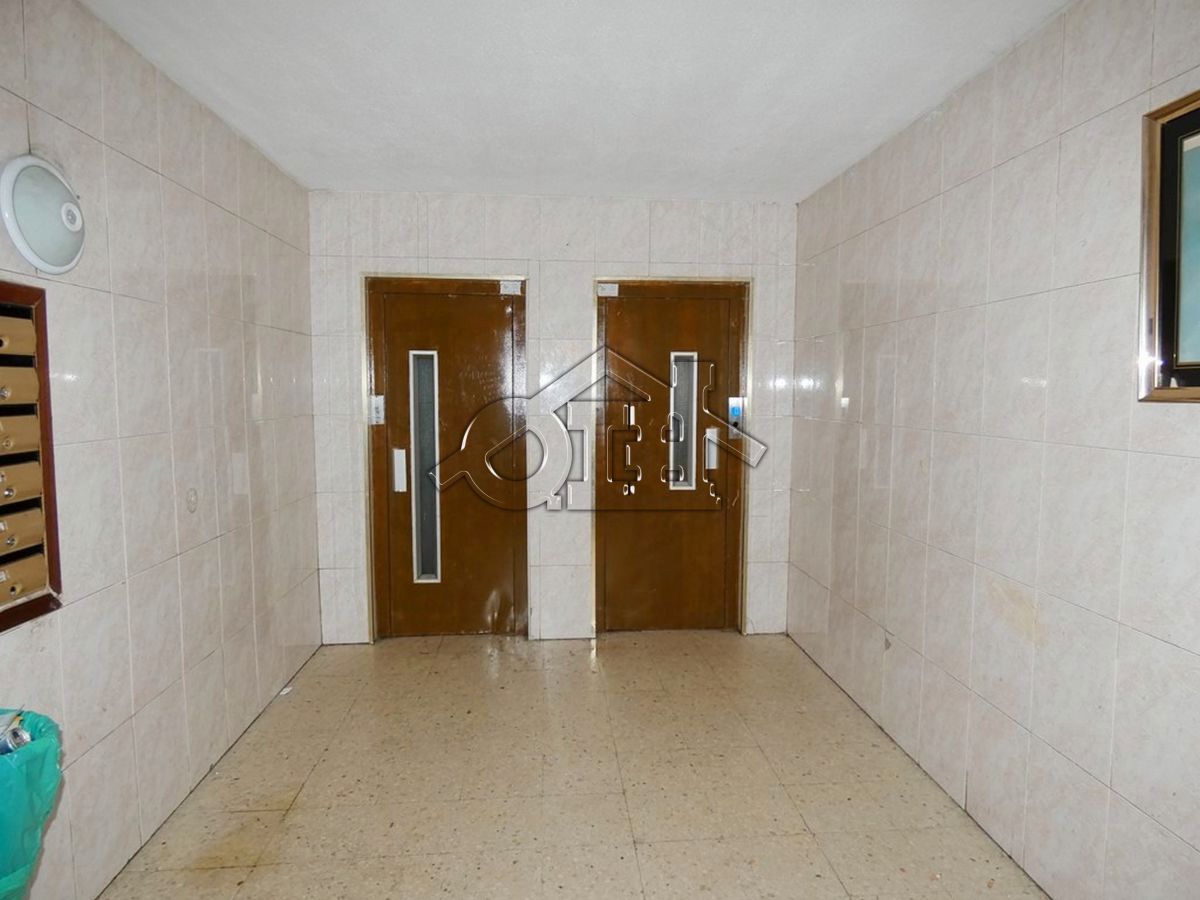 Flat for sale in  Madrid Capital  with Air Conditioner, Heating and Private garden