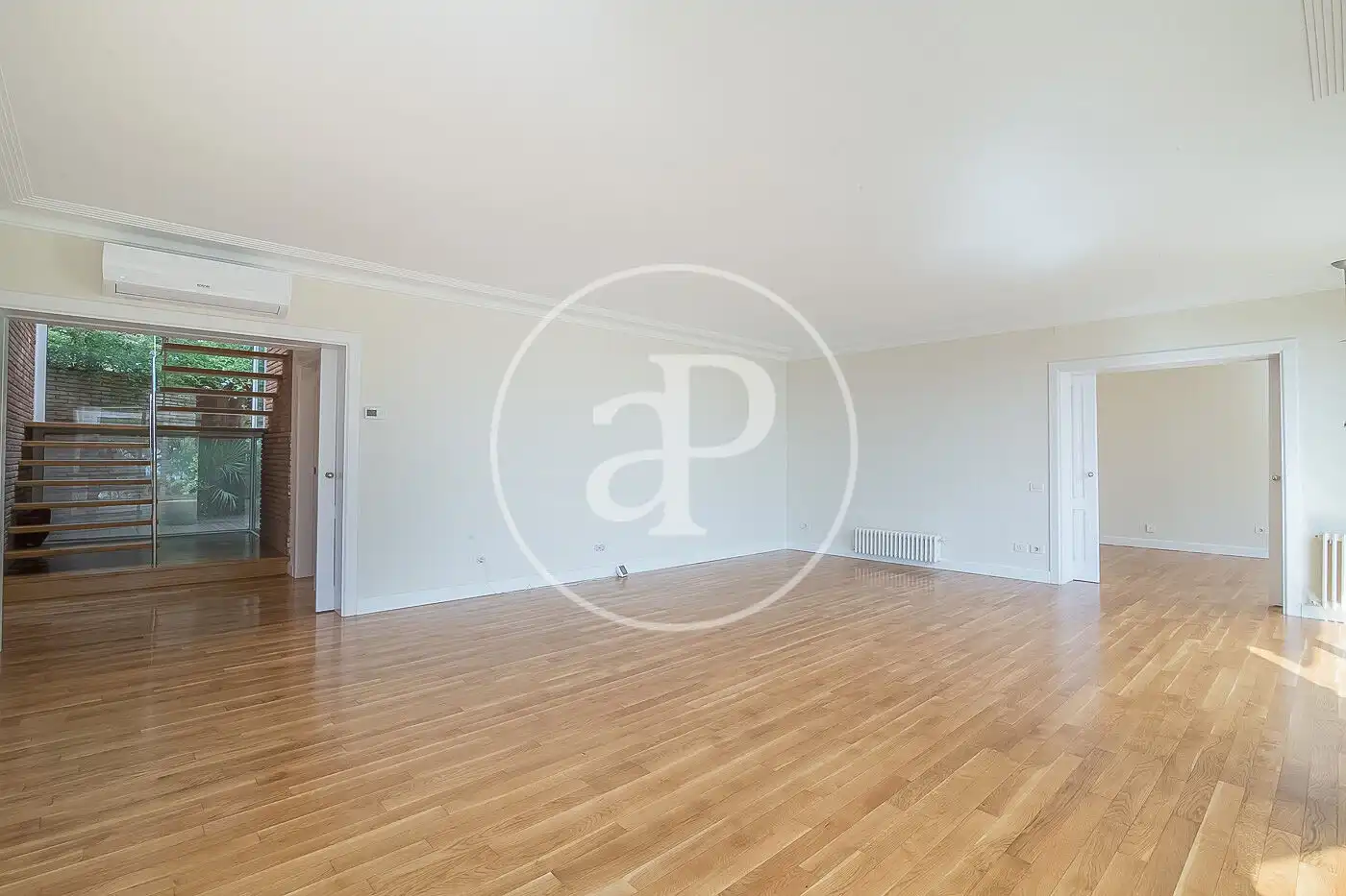 Living room of Houses for rent in Barcelona  with Air Conditioner, Heating and Private garden