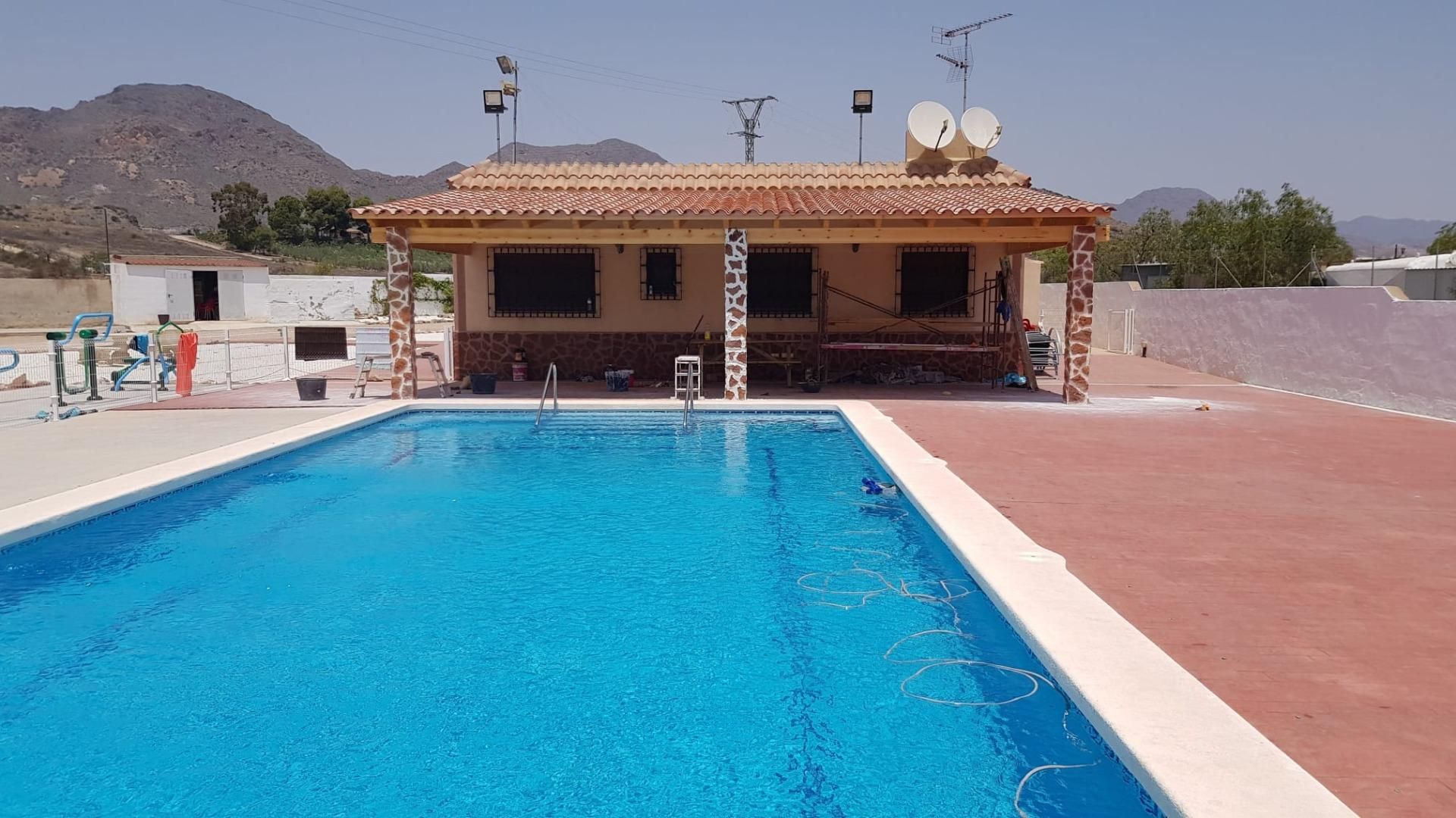 Swimming pool of House or chalet for sale in Águilas  with Air Conditioner, Heating and Private garden