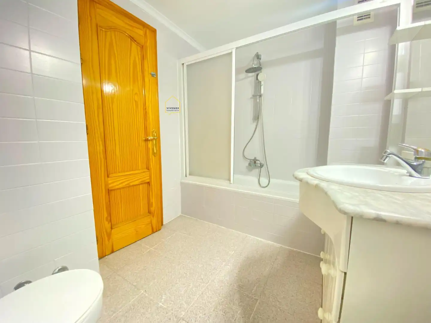 Badezimmer von Wohnung zum Verkauf in Lorca mit Klimaanlage, Terrasse und Möbliert
