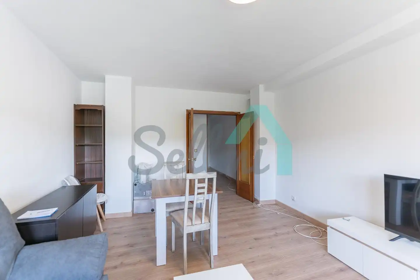 Living room of Flat for rent in Oviedo   with Heating, Parquet flooring and Furnished