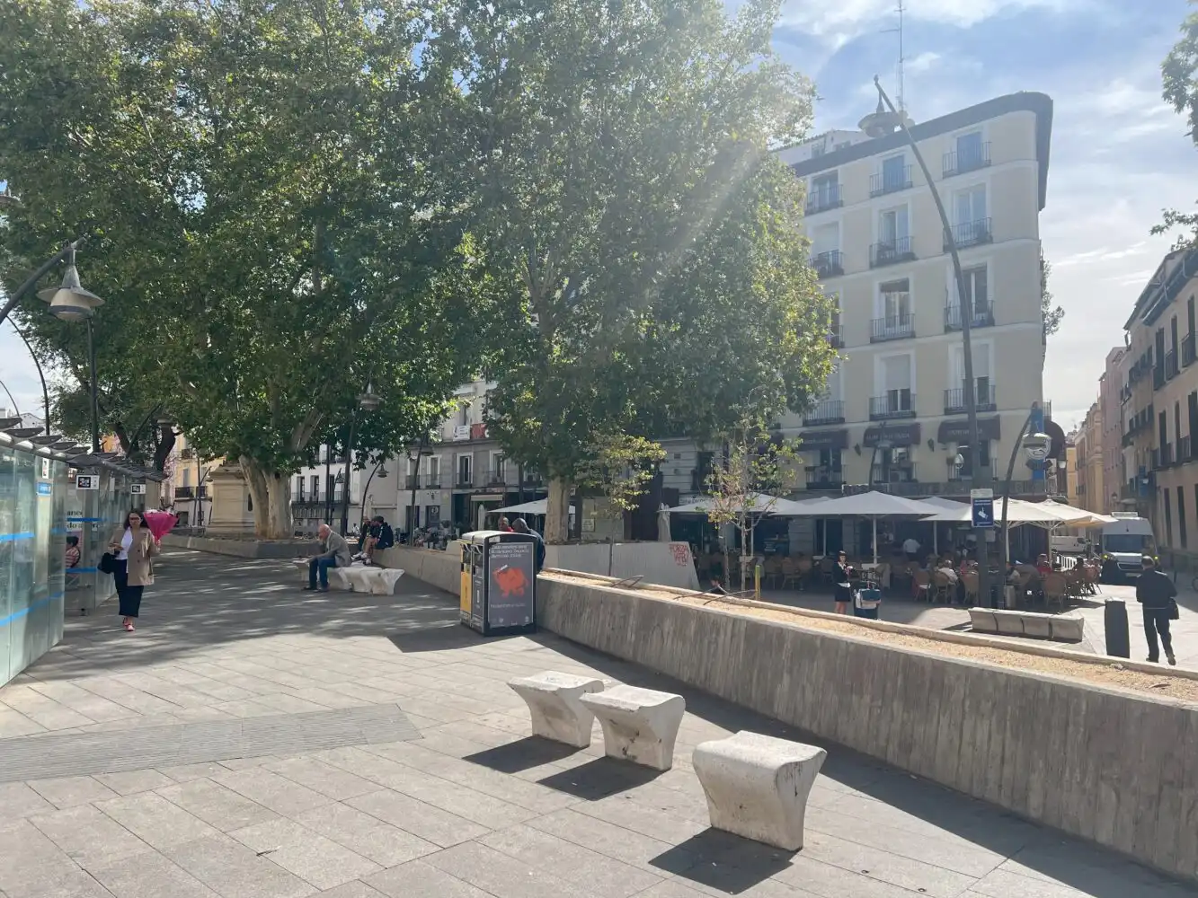 Exterior view of Commercial properties for sale in Madrid  with Air Conditioner