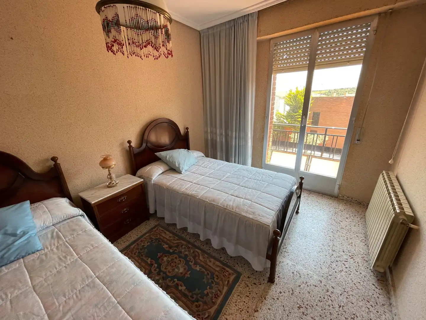 Dormitori de Casa o xalet en venda en Galilea amb Calefacció, Terrassa i Traster