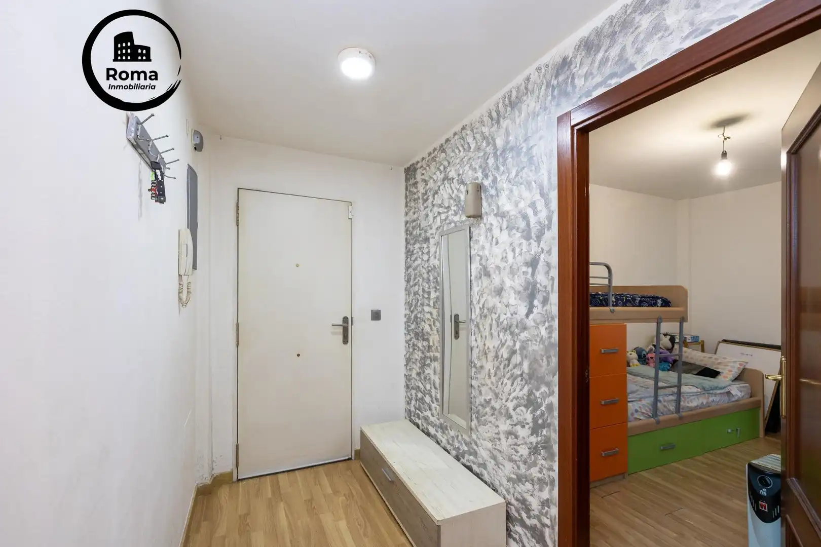 Wohnung zum Verkauf in Cijuela mit Klimaanlage, Terrasse und Abstellraum
