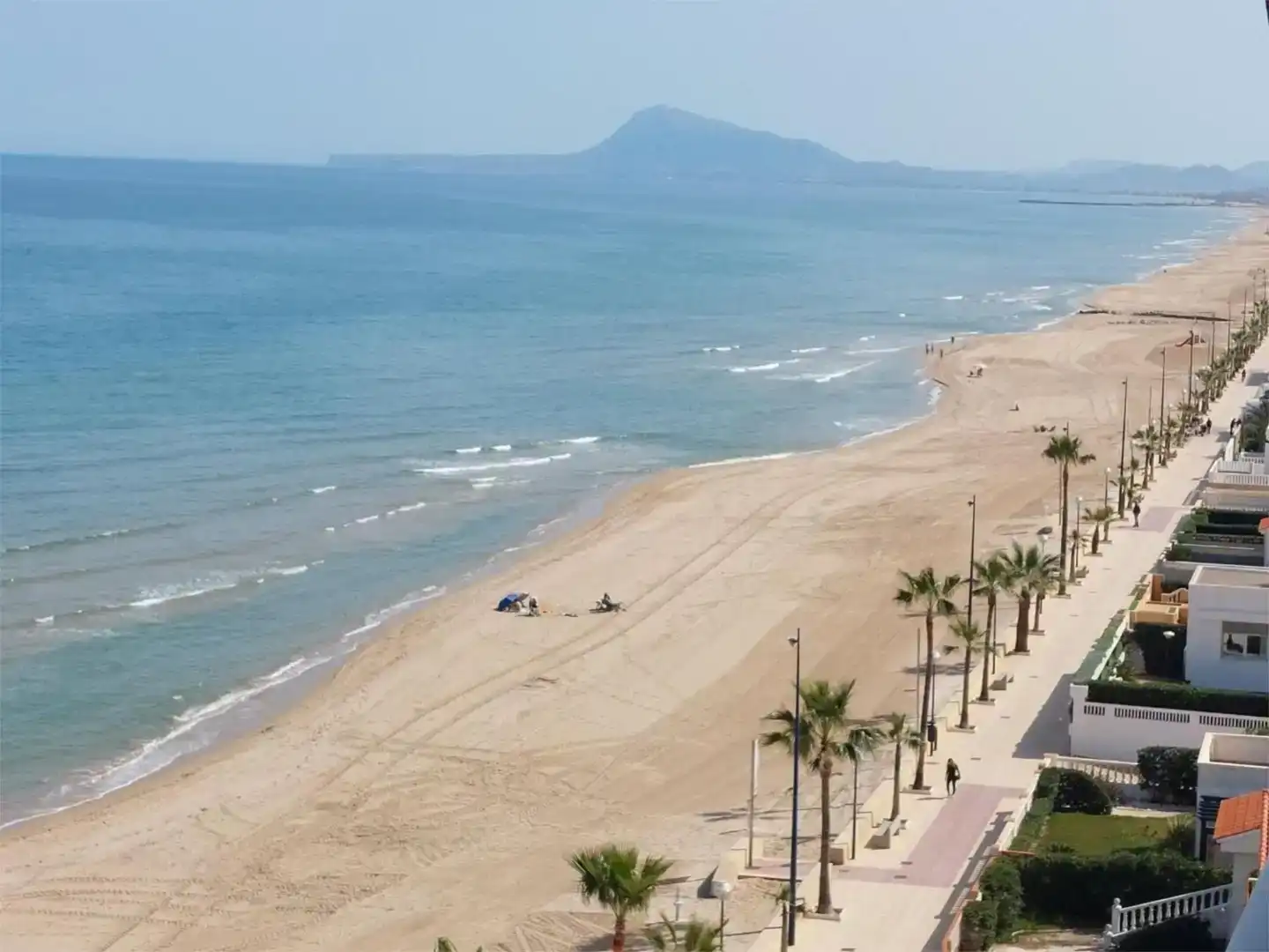 Vista exterior de Apartamento de alquiler en Bellreguard con Aire acondicionado, Jardín privado y Piscina
