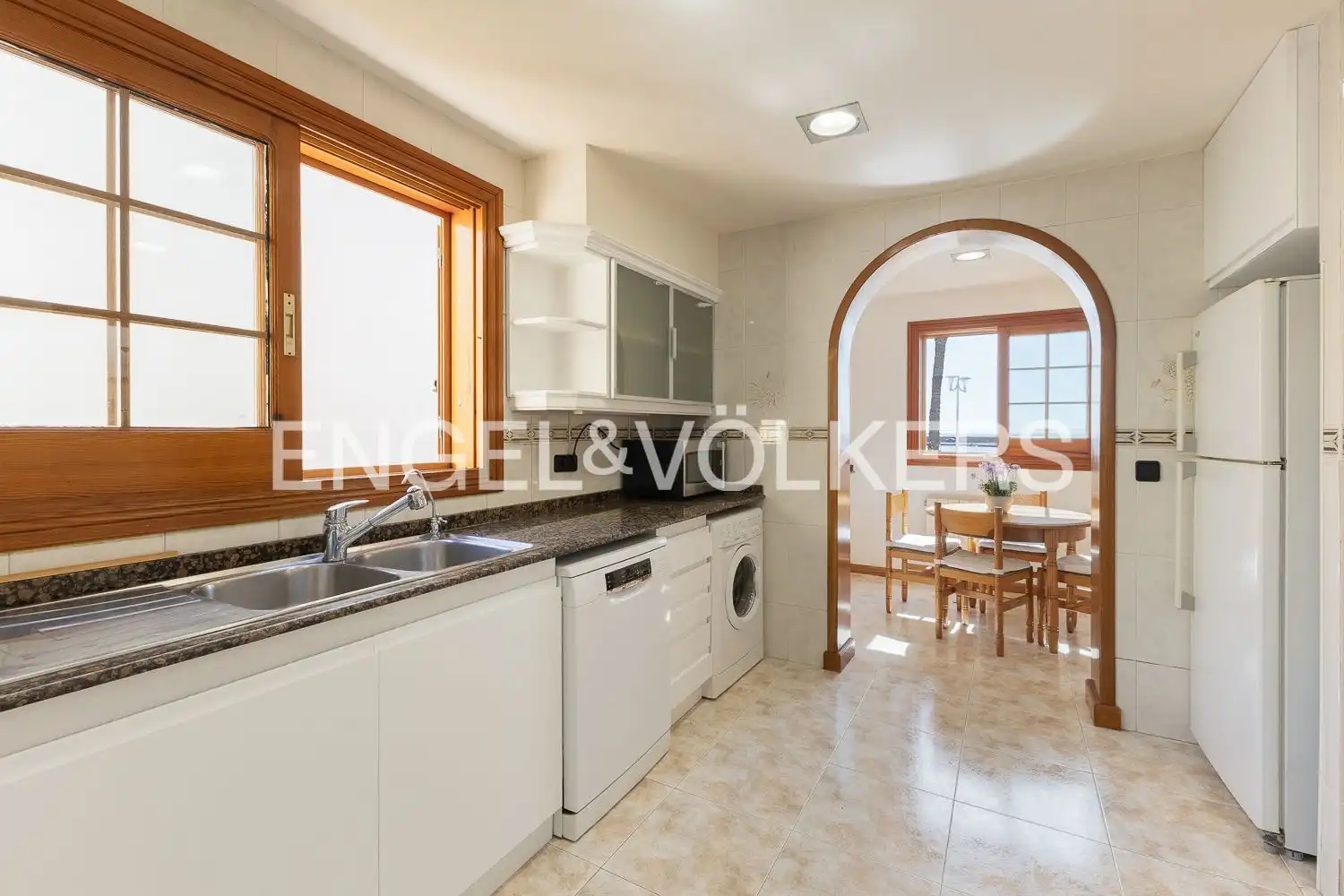 Cocina de Casa o chalet de alquiler en La Pobla de Farnals con Aire acondicionado, Calefacción y Jardín privado