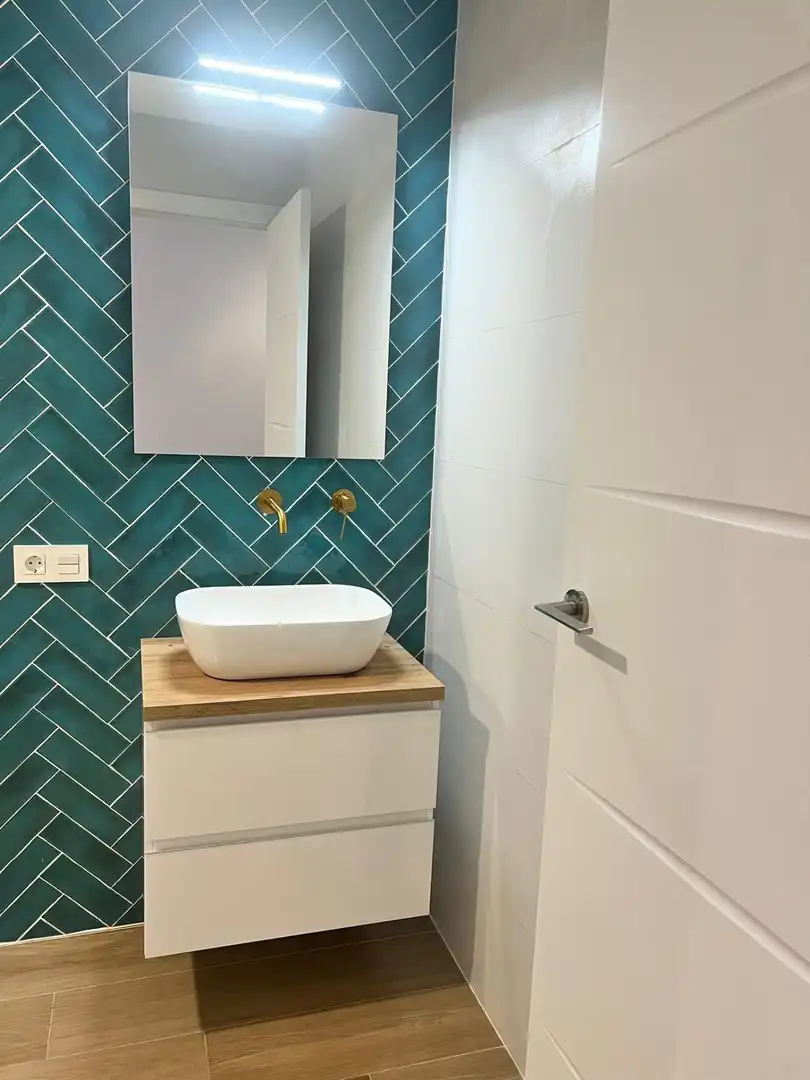 Bany de Estudi de lloguer en Málaga amb Aire condicionat, Calefacció i Parquet