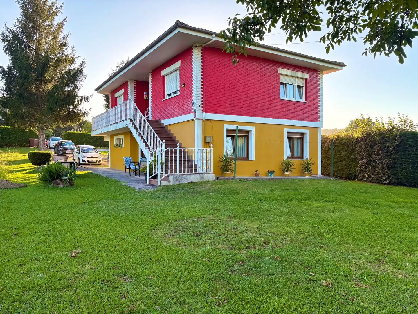 Casa con terraza en venta en Barrio Campuzano 453