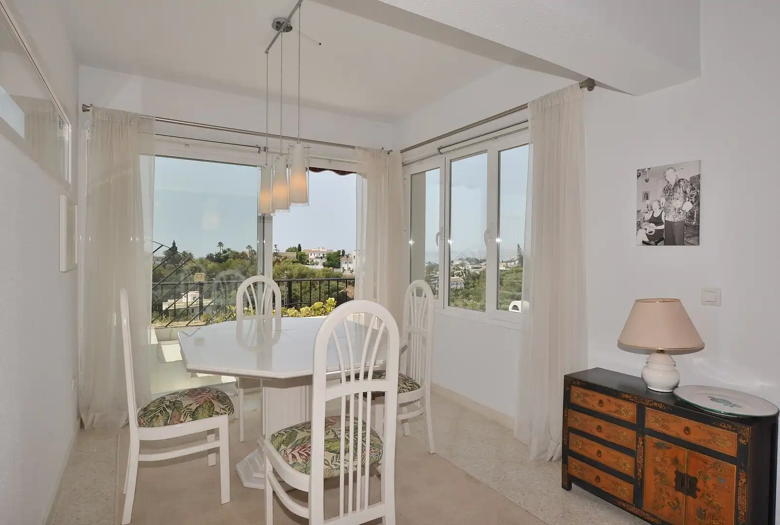 Comedor de Casa o chalet en venta en Benalmádena con Aire acondicionado, Jardín privado y Terraza