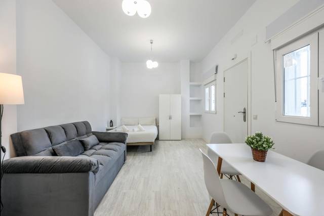 Piso en Alquiler en N/A en Los Rosales