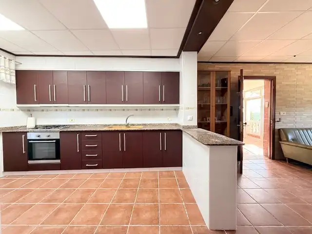 Cuina de Finca rústica en venda en Cabanes amb Jardí privat, Terrassa i Piscina