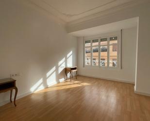 Living room of Flat to rent in  Valencia Capital  with Air Conditioner and Balcony