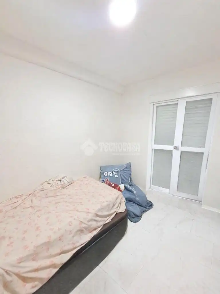 Bedroom of Flat for sale in Parla