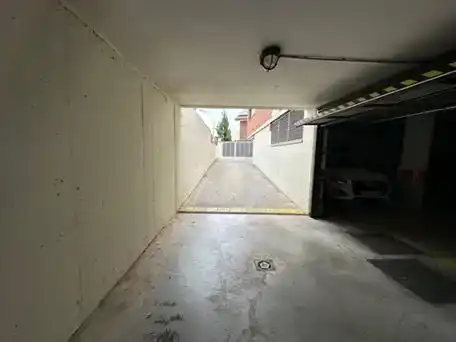Aparcament de Pis en venda en Sant Cugat del Vallès amb Aire condicionat i Piscina