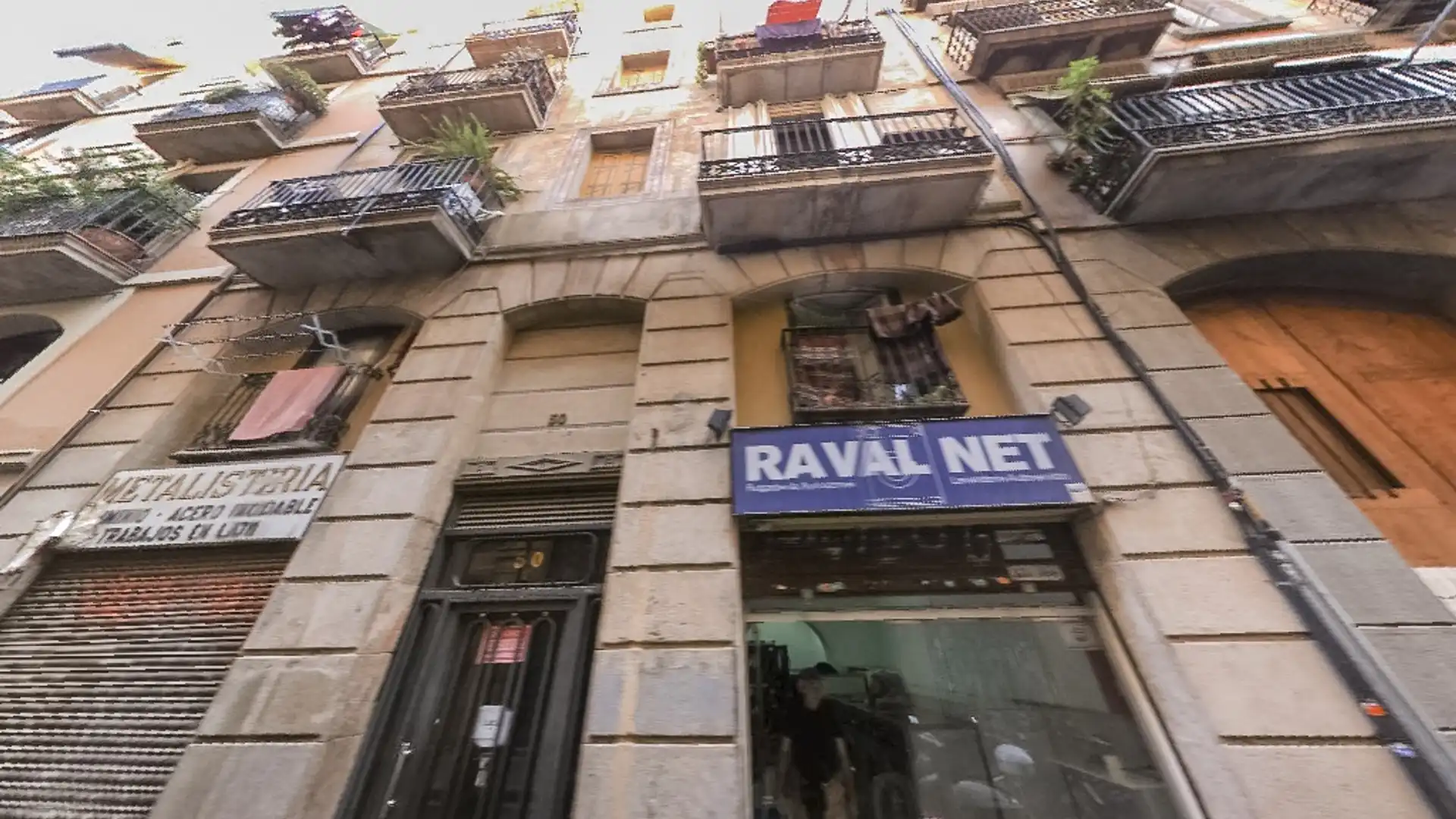 Flat for sale in C/ Valldonzella , El Raval