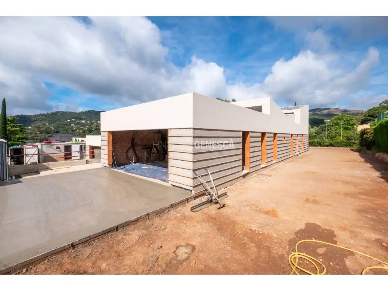 Vista exterior de Casa o xalet en venda en Matadepera amb Aire condicionat, Calefacció i Jardí privat
