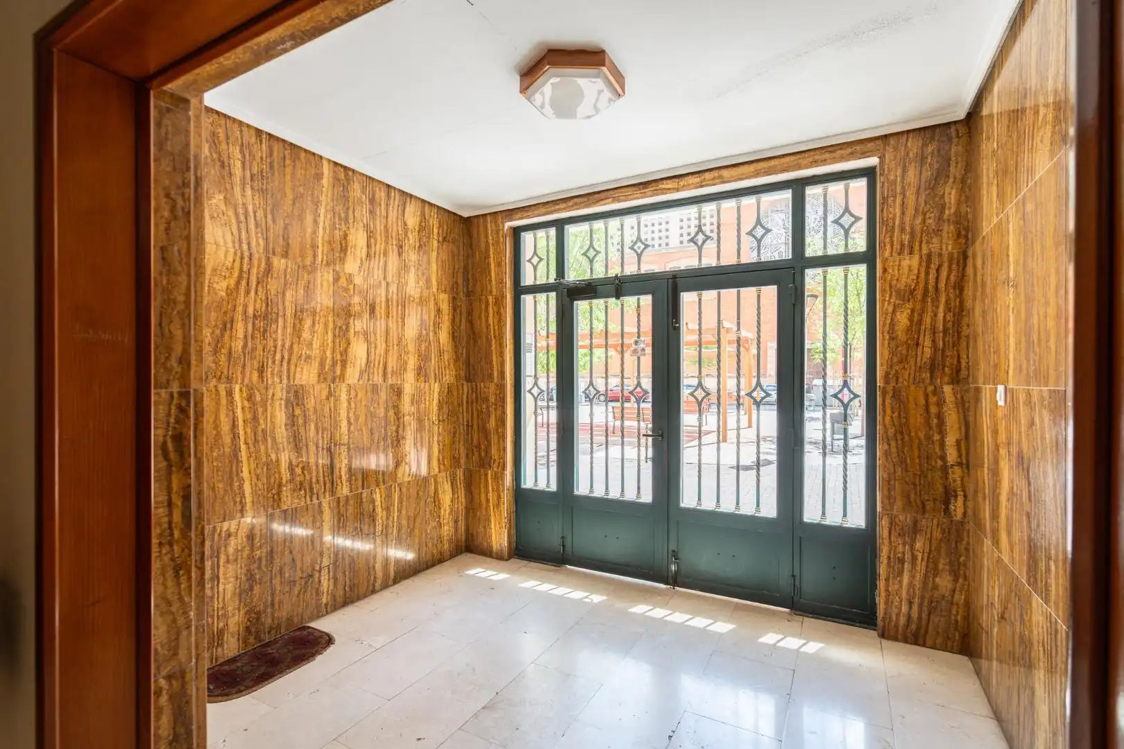 Wohnung zum Verkauf in Albacete mit Klimaanlage, Heizung und Terrasse