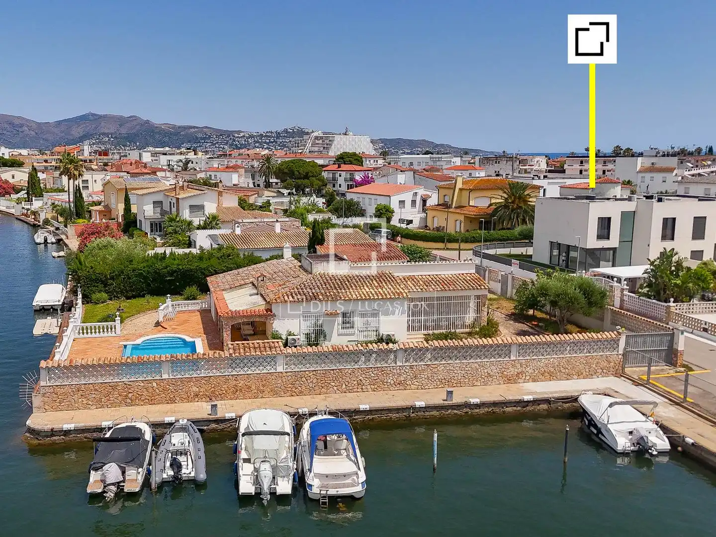 Chalet con piscina en venta en Requesens, imagen 28