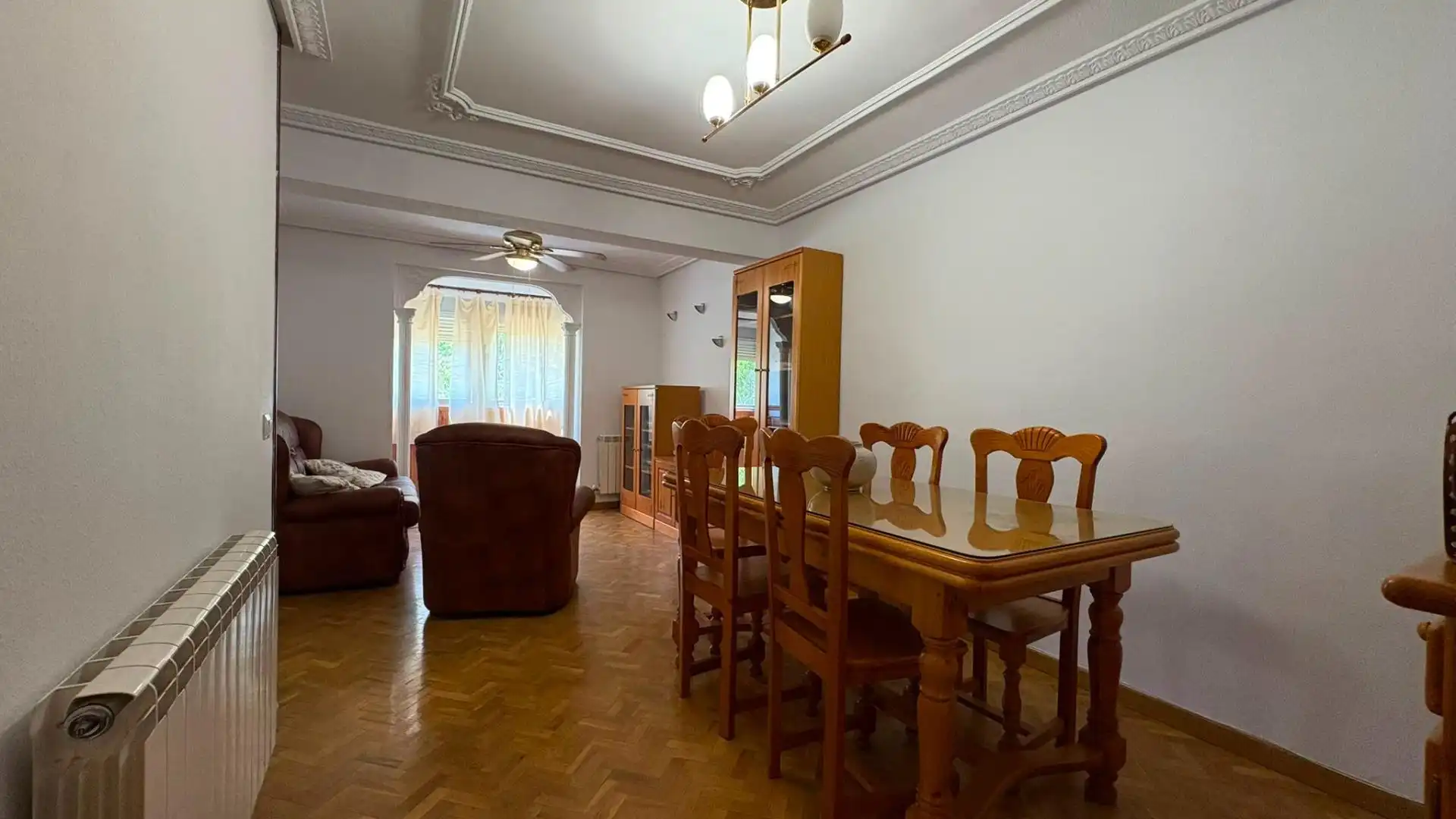Comedor de Piso en venta en Guadalajara con Calefacción