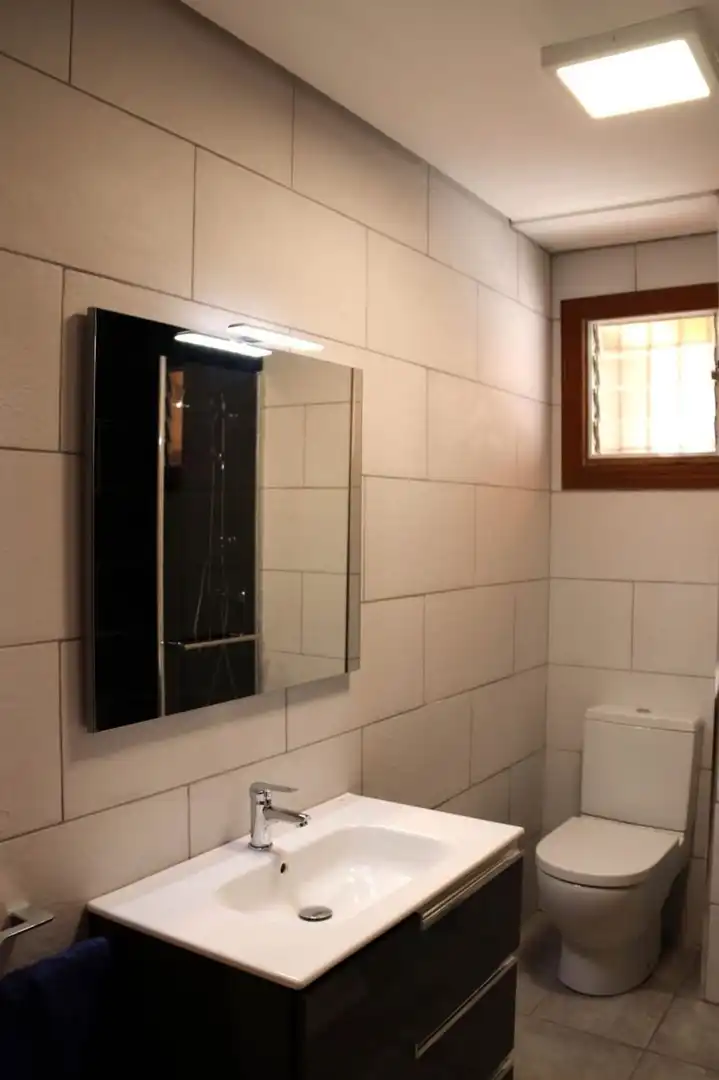 Bathroom of Flat for sale in Manacor  with Air Conditioner, Terrace and Balcony