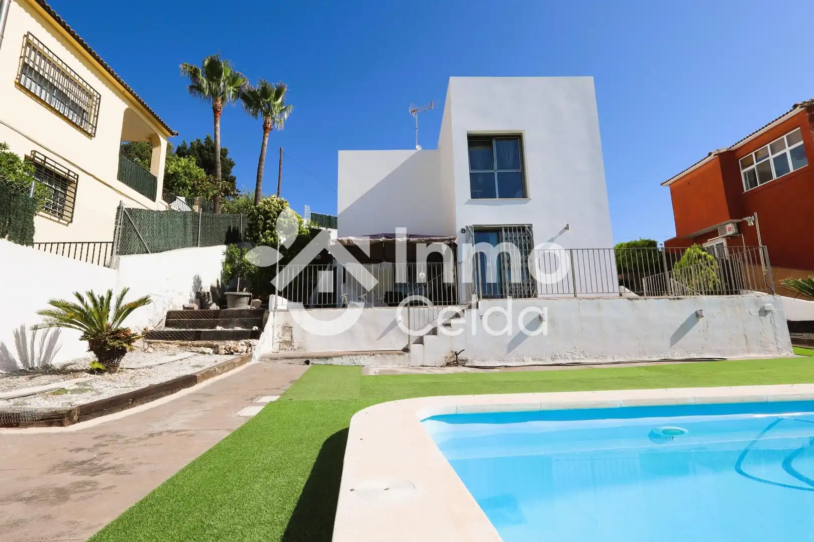 Vista exterior de Casa o chalet en venta en Chiva con Aire acondicionado, Calefacción y Jardín privado