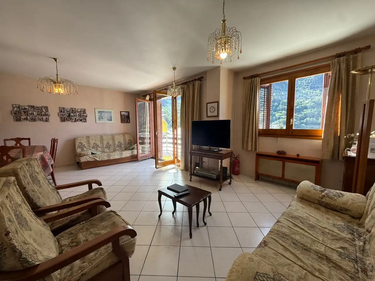 Appartamento con terrazza in vendita a Avinguda de Sant Jaume, imagen 5