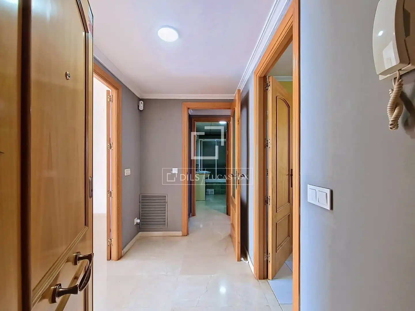 Piso con terraza en venta en Les Salines - Pla de Sant Pere, imagen 5