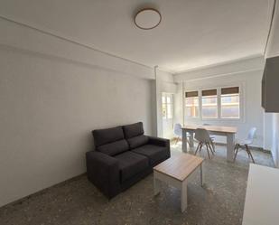 Sala d'estar de Pis de lloguer en Castellón de la Plana / Castelló de la Plana amb Moblat i Balcó