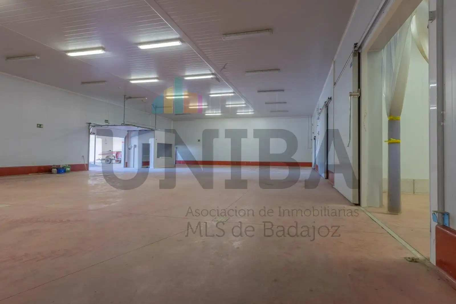Industrial buildings for rent in La Garrovilla 