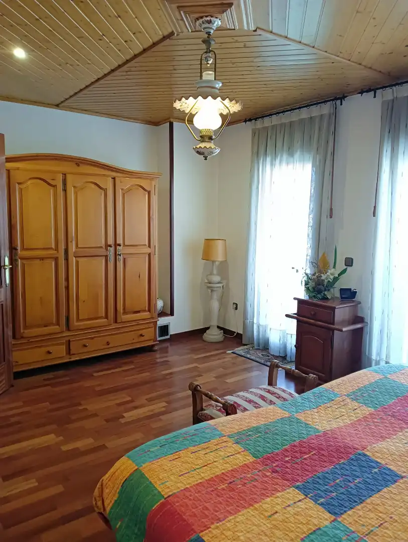 Adosado con terraza en venta en Carrer d'Isabel la Catòlica, imagen 7