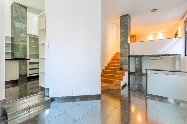 Piso en Venta en Calle CONDE DE VILCHES, 2 en Guindalera