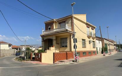 Exterior view of Single-family semi-detached for sale in Vegas del Genil  with Terrace and Balcony