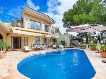 Villa con piscina in vendita a La Viña - Montemar - San Jaime